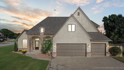 14651 S Gary Ave, Bixby, OK, 74008-8048 | Card Image