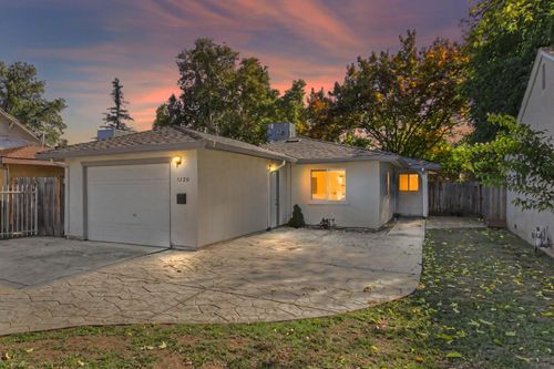 5220 15th Avenue, Sacramento, CA, 95820 | Card Image