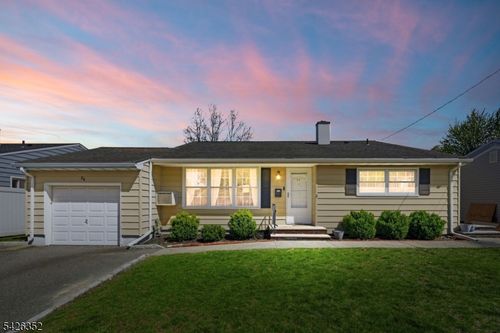 86 Westminster Rd, Colonia, NJ, 07067-1132 | Card Image