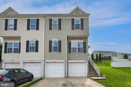 206 Pennshire Dr, LANCASTER, PA, 17603-8854 | Card Image