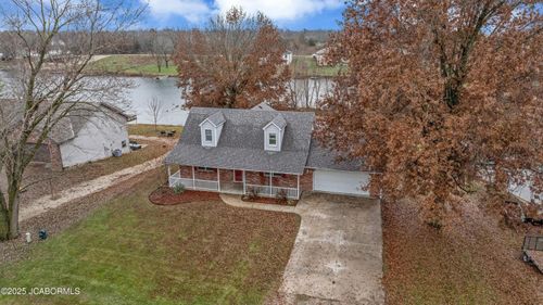 8615 N Shore Dr, Eugene, MO, 65032-2025 | Card Image