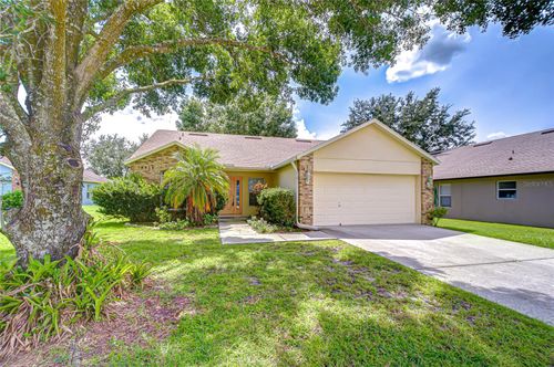 107 Citrus Landing Dr, PLANT CITY, FL, 33563-6922 | Card Image