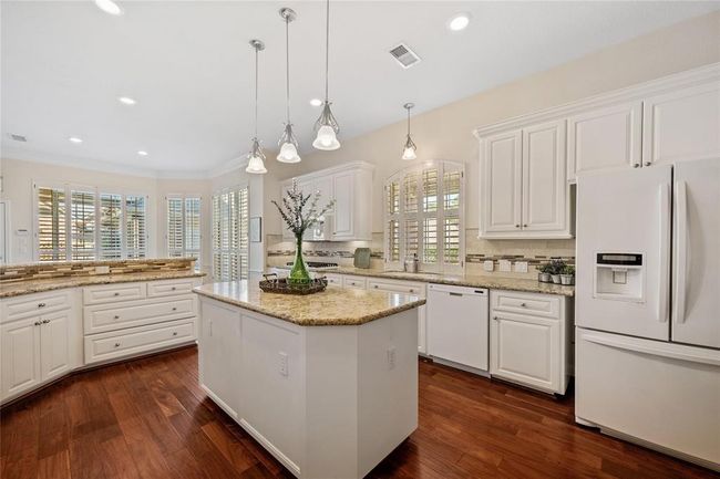 2510 Pebble Stream Ct, House other with 4 bedrooms, 4 bathrooms and 3 parking in Kingwood TX | Image 14