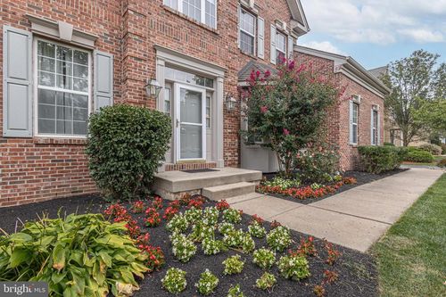 2059 Buckinghamshire Rd, Furlong, PA, 18925-1464 | Card Image