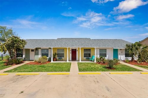 220 Ridgecrest Loop, MINNEOLA, FL, 34715-5513 | Card Image