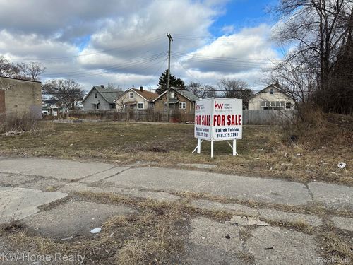 15738 Livernois Ave, Detroit, MI, 48238-1320 | Card Image