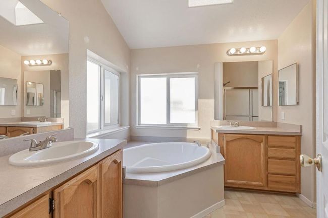 1220 Vienna Dr, Home with 5 bedrooms, 2 bathrooms and null parking in Sunnyvale CA | Image 33