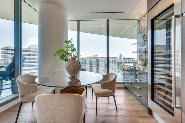 APT-1404 - 3130 N Harwood St, Condo with 2 bedrooms, 3 bathrooms and null parking in Dallas TX | Image 9