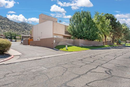 13168 Candelaria Rd Ne, Albuquerque, NM, 87112-2136 | Card Image