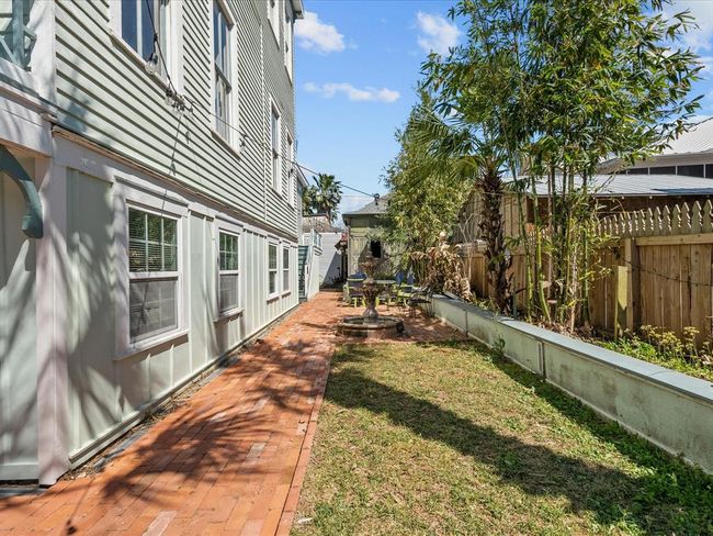 1014 20 Th St, House other with 3 bedrooms, 3 bathrooms and 2 parking in Galveston TX | Image 6