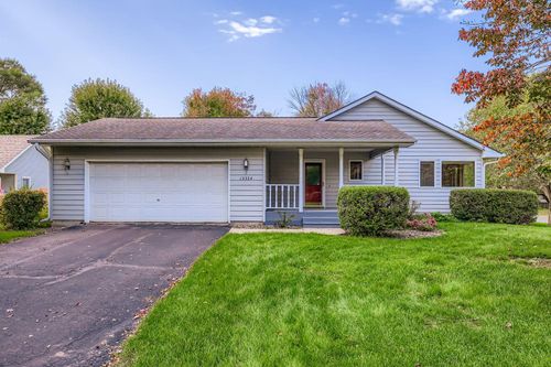 13334 Silverod Ct Nw, Andover, MN, 55304-3686 | Card Image