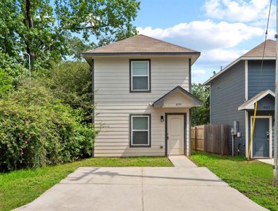 4139 Sam Houston Road, House other with 2 bedrooms, 2 bathrooms and null parking in Willis TX | Image 1