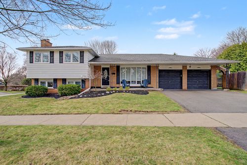 2144 Sandringham Dr, Burlington, ON, L7P1T9 | Card Image
