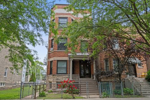 1f-4916 Magnolia Ave, Chicago, IL, 60640-3595 | Card Image