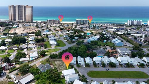 122 Seabreeze Cir, Panama City Beach, FL, 32413-2459 | Card Image