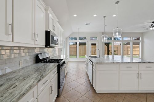 2707 Oak Pass Ct, Conroe, TX, 77385-2765 | Card Image