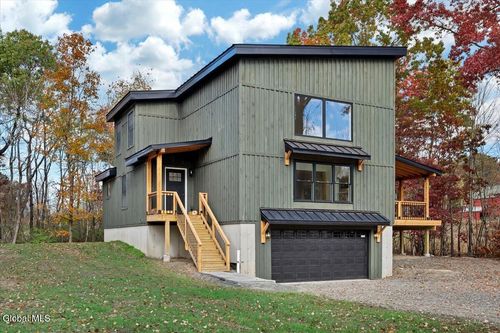 399 Snyders Corners Rd, Poestenkill, NY, 12140 | Card Image