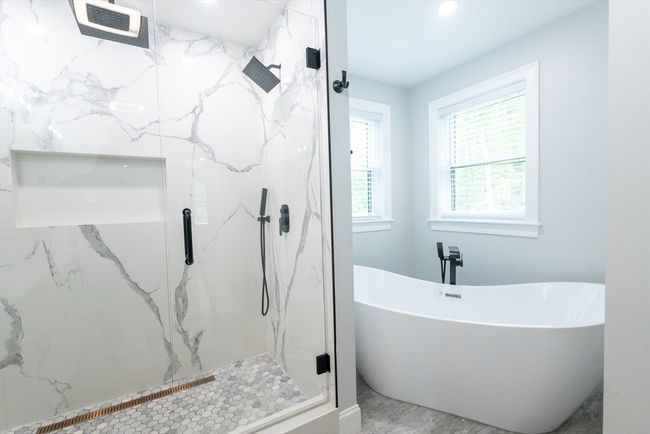 252 Holden St, House other with 4 bedrooms, 3 bathrooms and 8 parking in Holden MA | Image 34