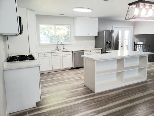 3922 Green Crest Dr, Houston, TX, 77082-4020 | Card Image