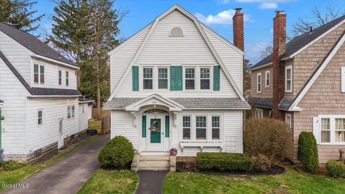 1472 Baker Ave, Niskayuna, NY, 12309-5223 | Card Image