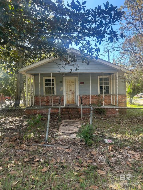 1715 Union St, Mobile, AL, 36617-1826 | Card Image