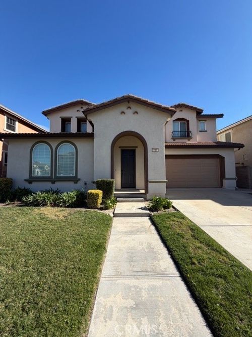 328 N Mariposa Privado, Ontario, CA, 91764 | Card Image