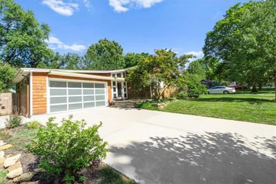 7801 Rosewood Lane, House other with 3 bedrooms, 2 bathrooms and null parking in Prairie Village KS | Image 2