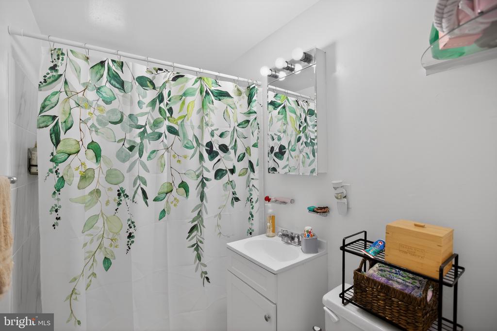 Residential in ARLINGTON