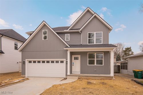 5594 Grove Ave, Mentor, OH, 44060-2014 | Card Image