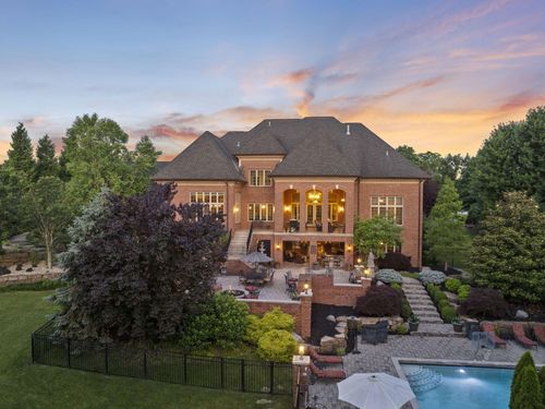 944 Squire Oaks Dr, Villa Hills, KY, 41017-1371 | Card Image