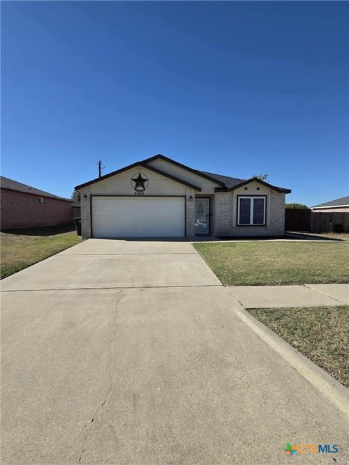 3005 Viewcrest Dr, Killeen, TX, 76549-4507 | Card Image