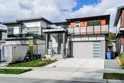 36751 Dianne Brook Ave, House other with 6 bedrooms, 3 bathrooms and 4 parking in Abbotsford BC | Image 1