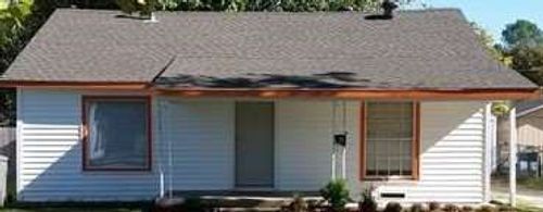 2312 Fincher Rd, Haltom City, TX, 76117-4941 | Card Image