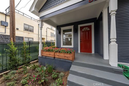 532 W 5th St, Long Beach, CA, 90802-2153 | Card Image