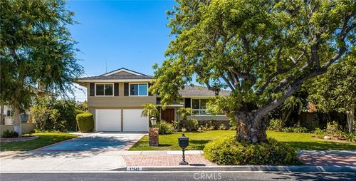 17542 Rainier Dr, Santa Ana, CA, 92705 | Card Image
