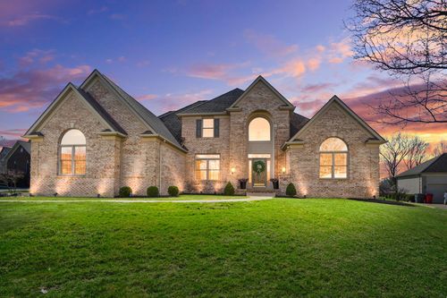 8591 Springflower Rd, Pickerington, OH, 43147-8208 | Card Image