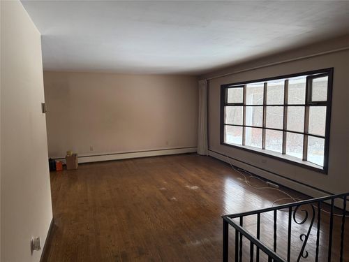 78 Munro St, Walden, NY, 12586-2110 | Card Image