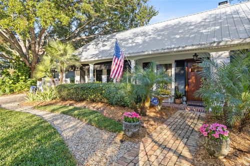 1904 S Hesperides St, Tampa, FL, 33629-5522 | Card Image