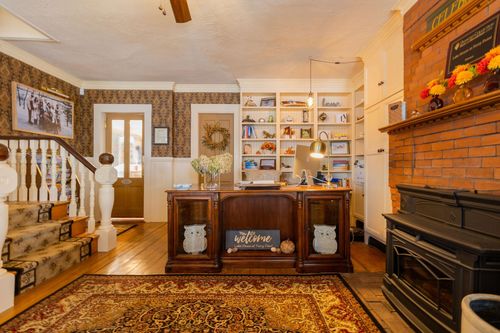 100 Lower Bay Rd, Sanbornton, NH, 03269-2709 | Card Image