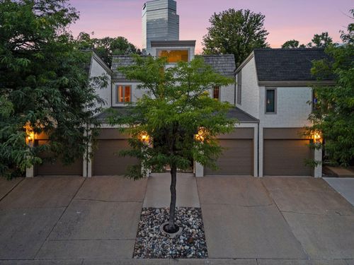3770 Towndale Dr, Bloomington, MN, 55431-4404 | Card Image