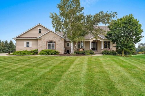 1707 Limestone Trail, LEDGEVIEW, WI, 54115 | Card Image