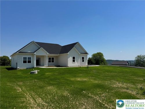 448 Long Lane Rd, WALNUTPORT, PA, 18088 | Card Image