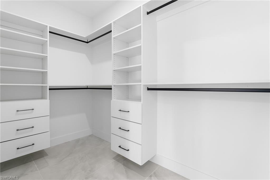 Residential Lease in LEHIGH ACRES 5
