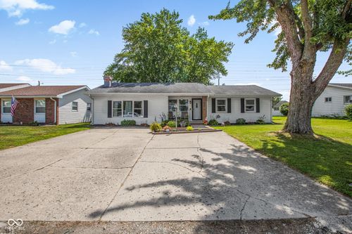 2616 Maple Dr, New Castle, IN, 47362-2057 | Card Image