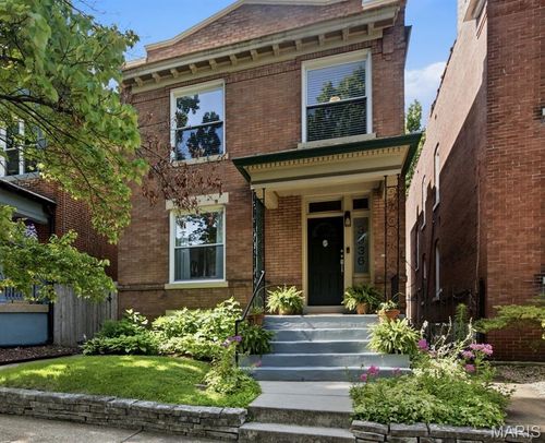 3936 Wyoming St, Saint Louis, MO, 63116-3918 | Card Image