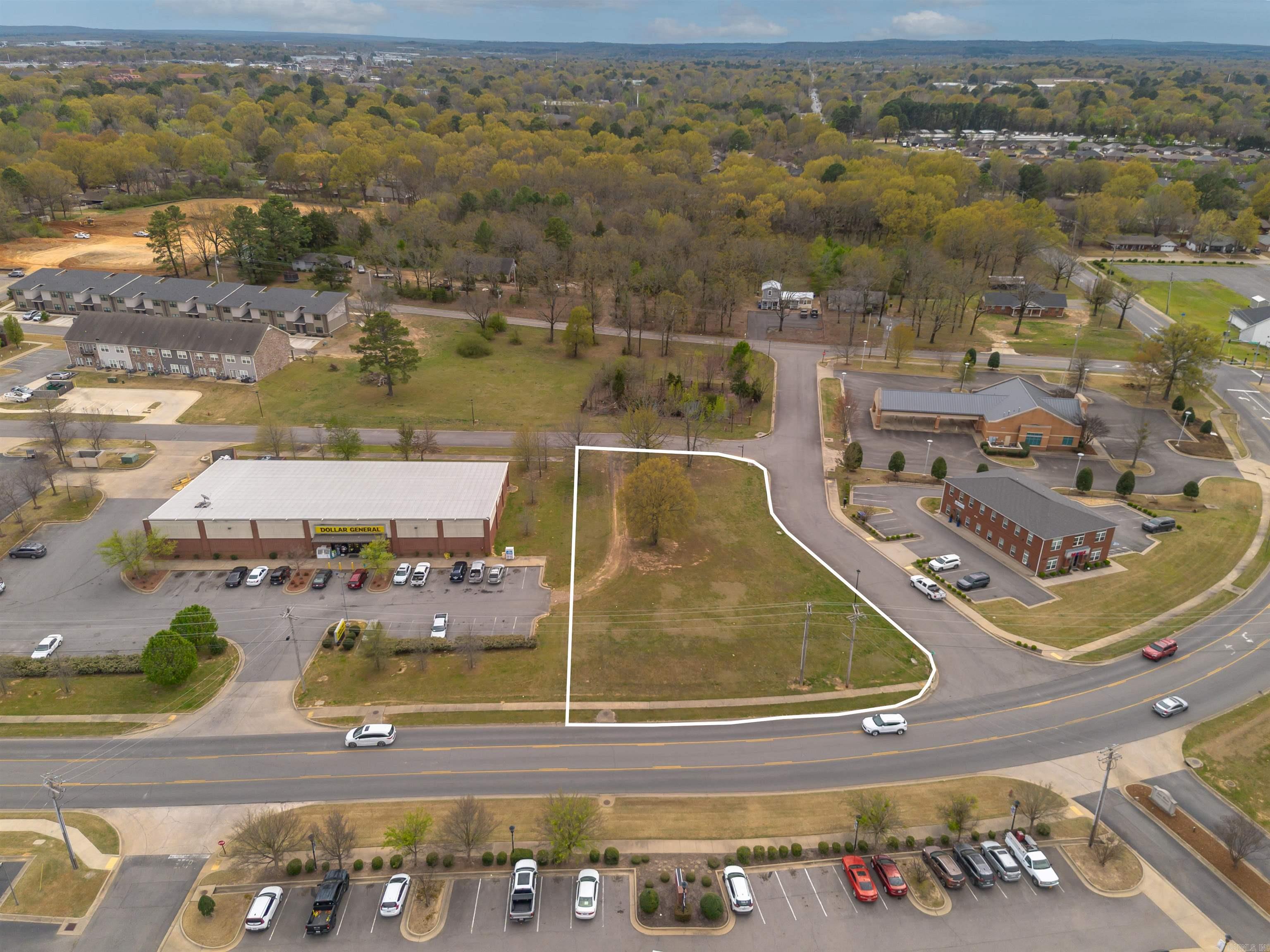 2450 Village Court Dr, Conway, AR 72032