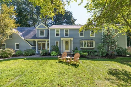 2 Horseshoe Ln, South Hamilton, MA, 01982-1910 | Card Image