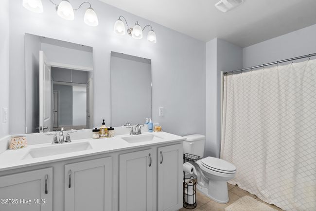 Full Bath - second floor | Image 22