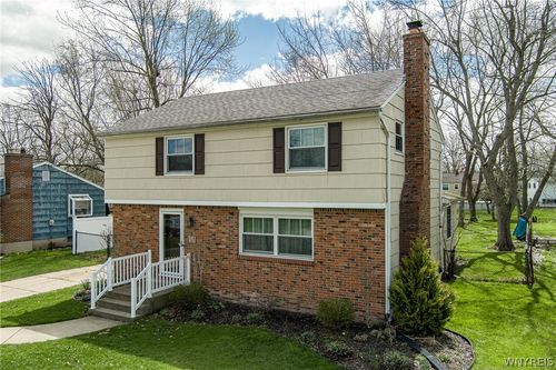 1900 Bruce Ln, Grand Island, NY, 14072-2602 | Card Image