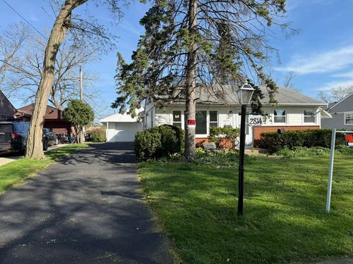 2814 Cardinal Dr, Rolling Meadows, IL, 60008-1412 | Card Image